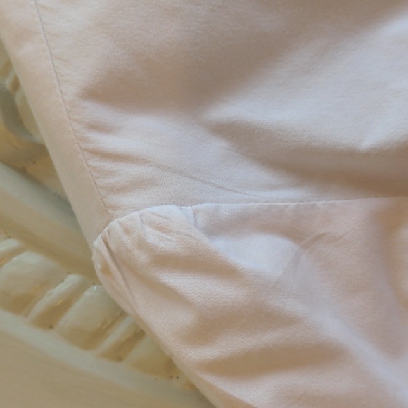 Express Design Studio, White ,Size Small, Long sleeve button down Dressy shirt. - Picture 7 of 12